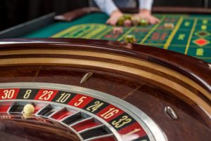 Вы задаетесь вопросом, есть ли разница между легальной и нелегальной игрой - с точки зрения обычного участника азартных игр